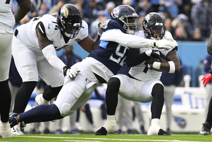 Texans work out Marlon Davidson, Oshane Ximines, Kevin Hester