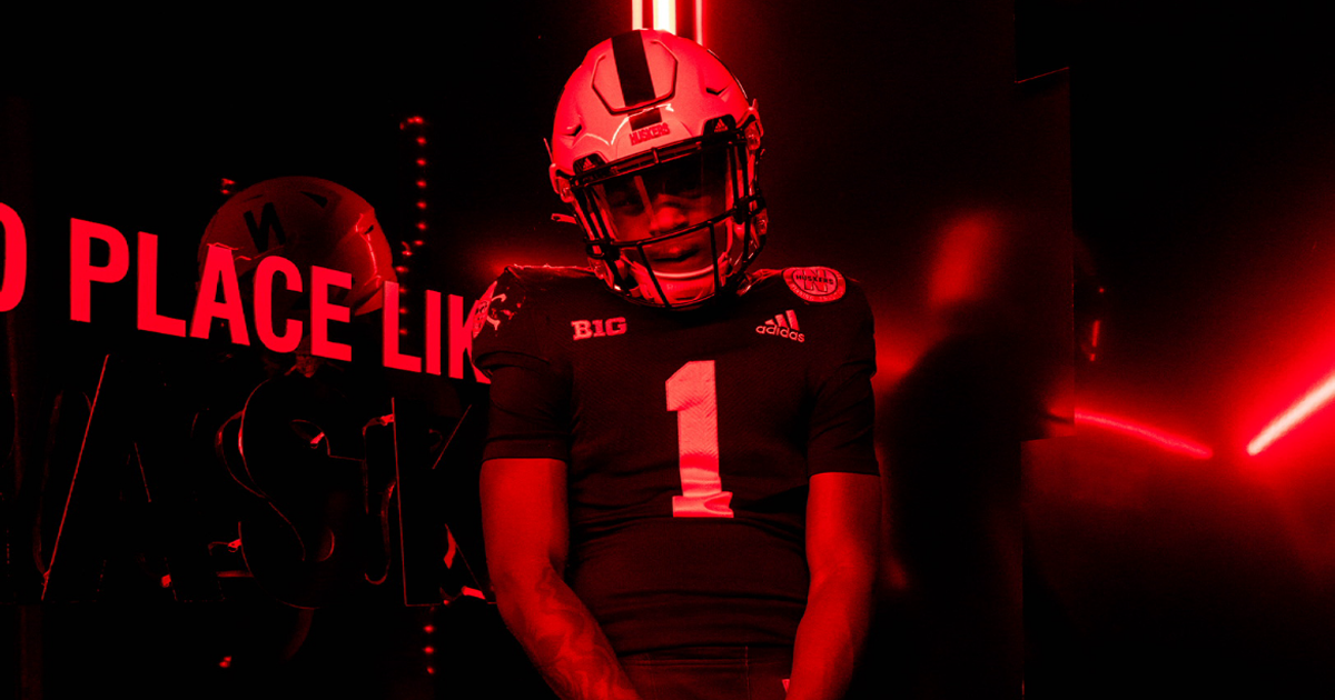 2026 WR Larry Miles commits to Nebraska