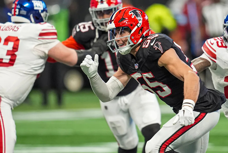 Dec 22, 2024; Atlanta, Georgia, USA; Atlanta Falcons linebacker Kaden Elliss (55) rushes the passer against the New York Giants during the second half at Mercedes-Benz Stadium. Mandatory Credit: Dale Zanine-Imagn ImagesDale Zanine-Imagn Images