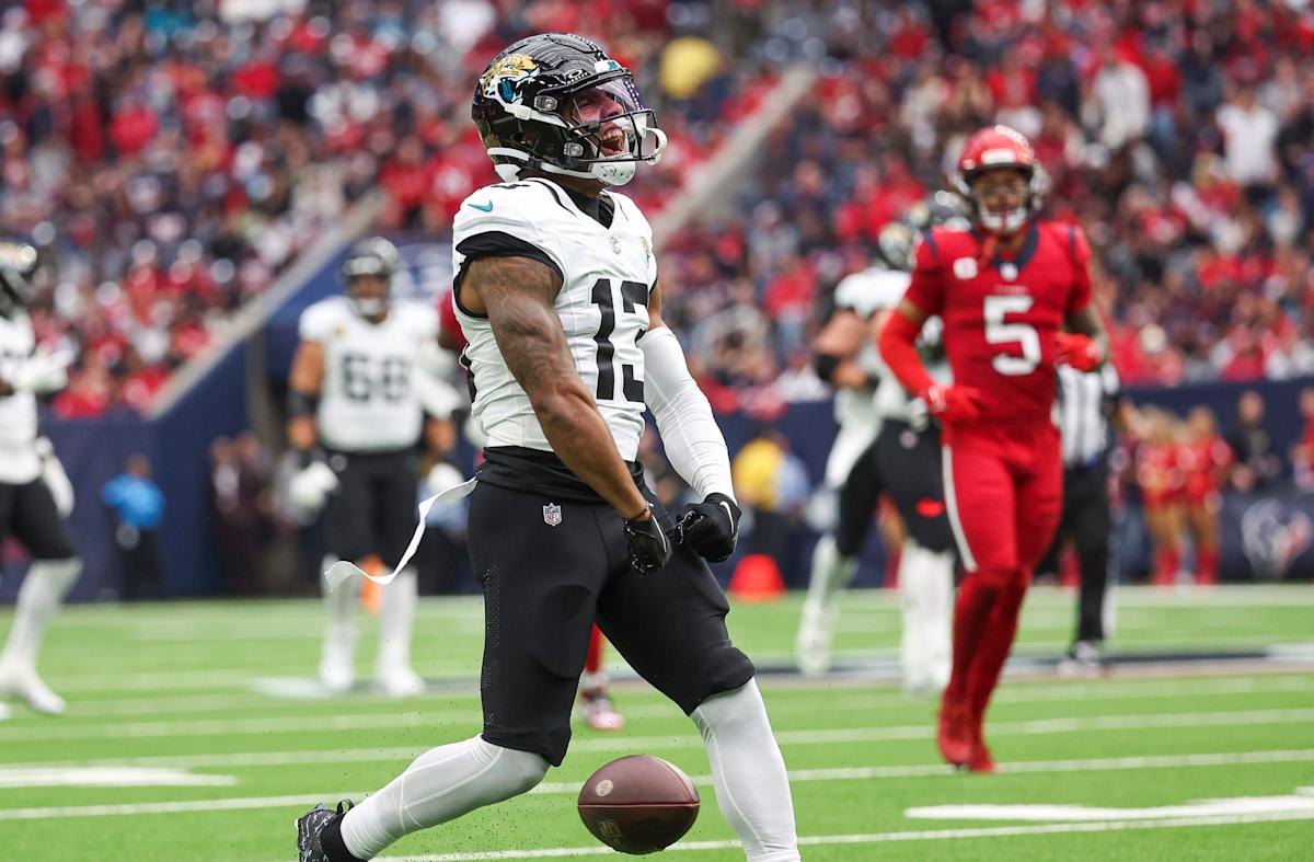 New Texans WR Christian Kirk dubbed the most overpaid at his position in 2025