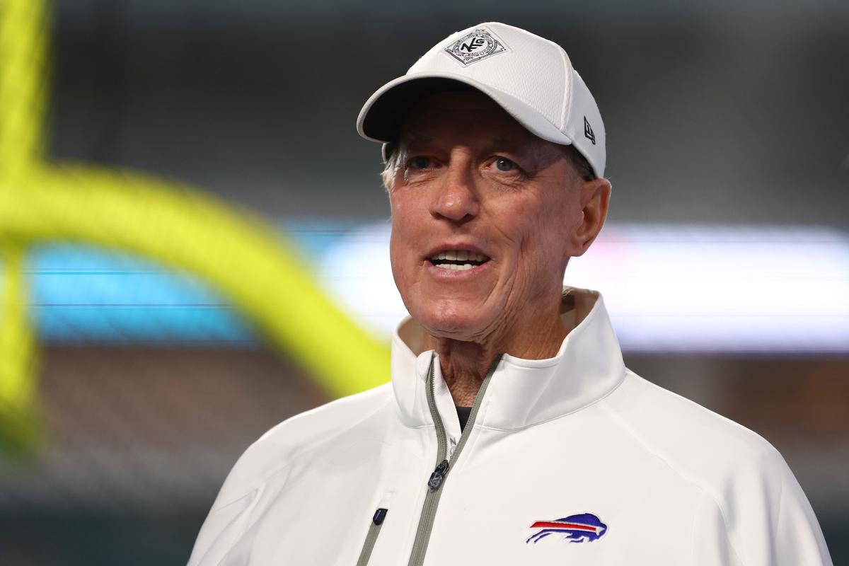 Buffalo Bills Legend Jim Kelly Faces Family Health Struggles