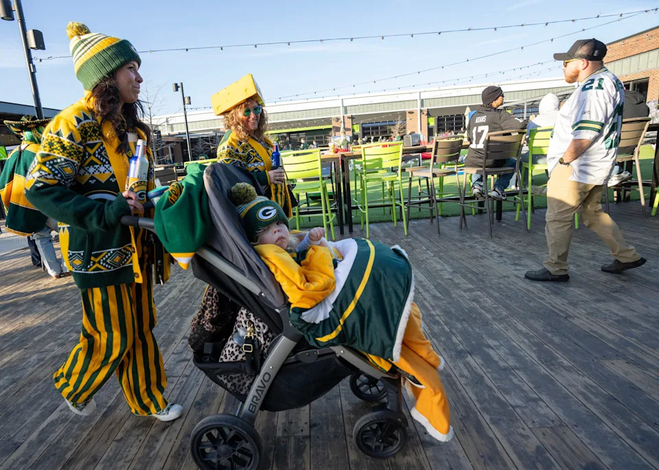Packers fan attend a pep rally at Chicken 'N Pickle in Grand Prairie, Texas, in January 2024. The Packers will hold a rally their again on Sept. 27, 2025, before they play the Dallas Cowboys.