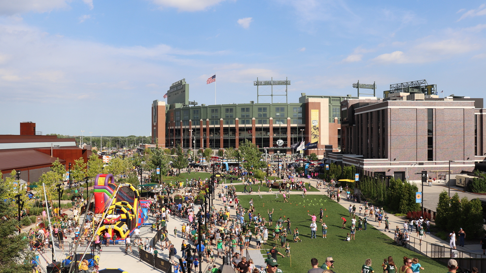 Titletown Family Fest offers free games and fun ahead of Packers Family Night