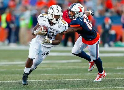 Western Michigan v Illinois