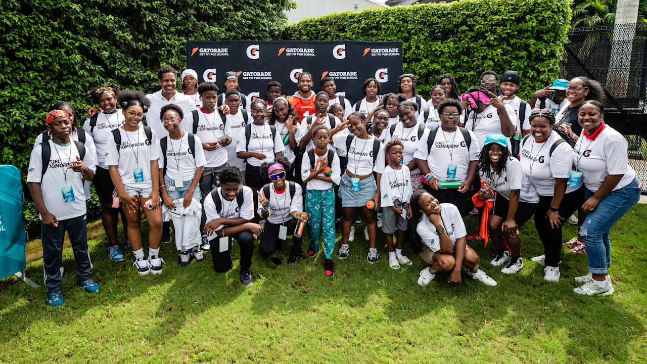 Dolphins, Gatorade Host Students For “Get Fit For School” Event During Training Camp