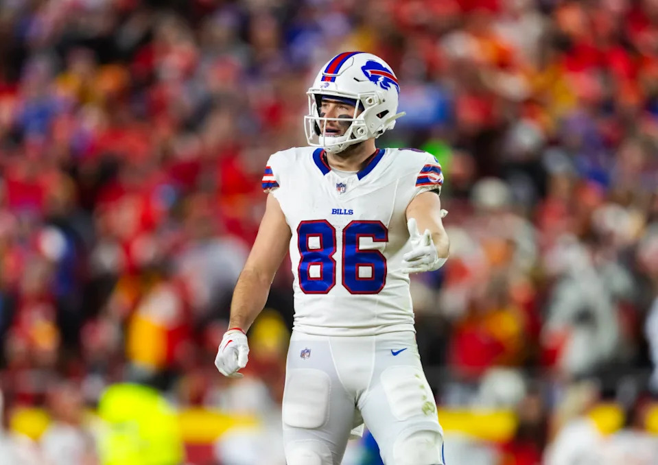 Buffalo Bills tight end Dalton Kincaid lines up for a play during the AFC Championship Game.Mark J. Rebilas-Imagn Images