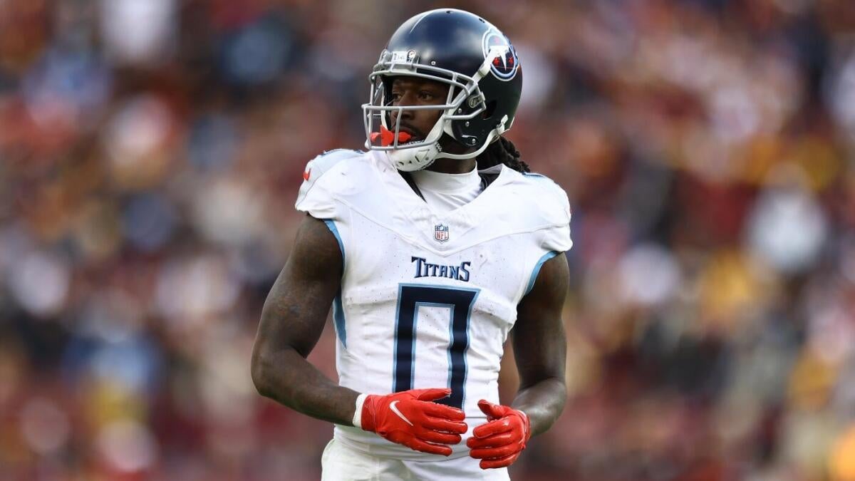 Fantasy Football Rankings 2025: Sleepers from NFL simulation that called James Cook's monster year