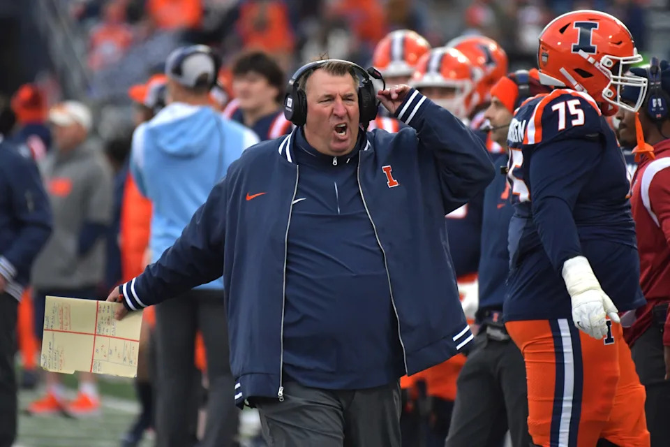 Nov 16, 2024; Champaign, Illinois, USA; llinois Fighting Illini head coach Bret Bielema reacts during the second half against the Michigan State Spartans at Memorial Stadium. Mandatory Credit: Ron Johnson-Imagn Images