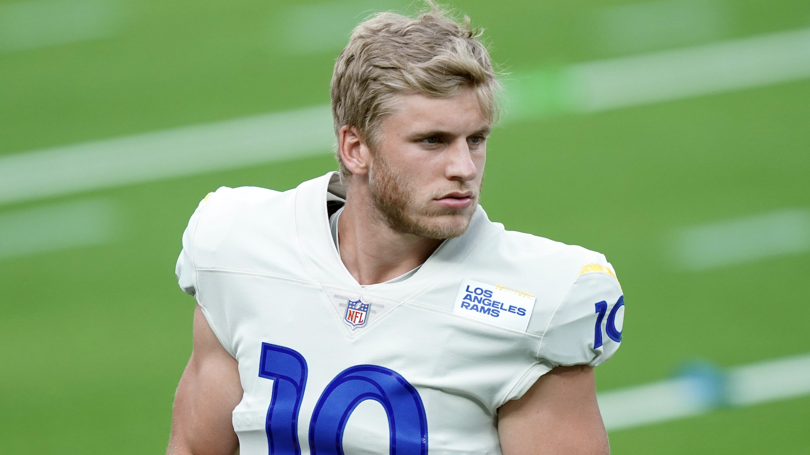 Fans react to Cooper Kupp's new hairstyle with Seahawks