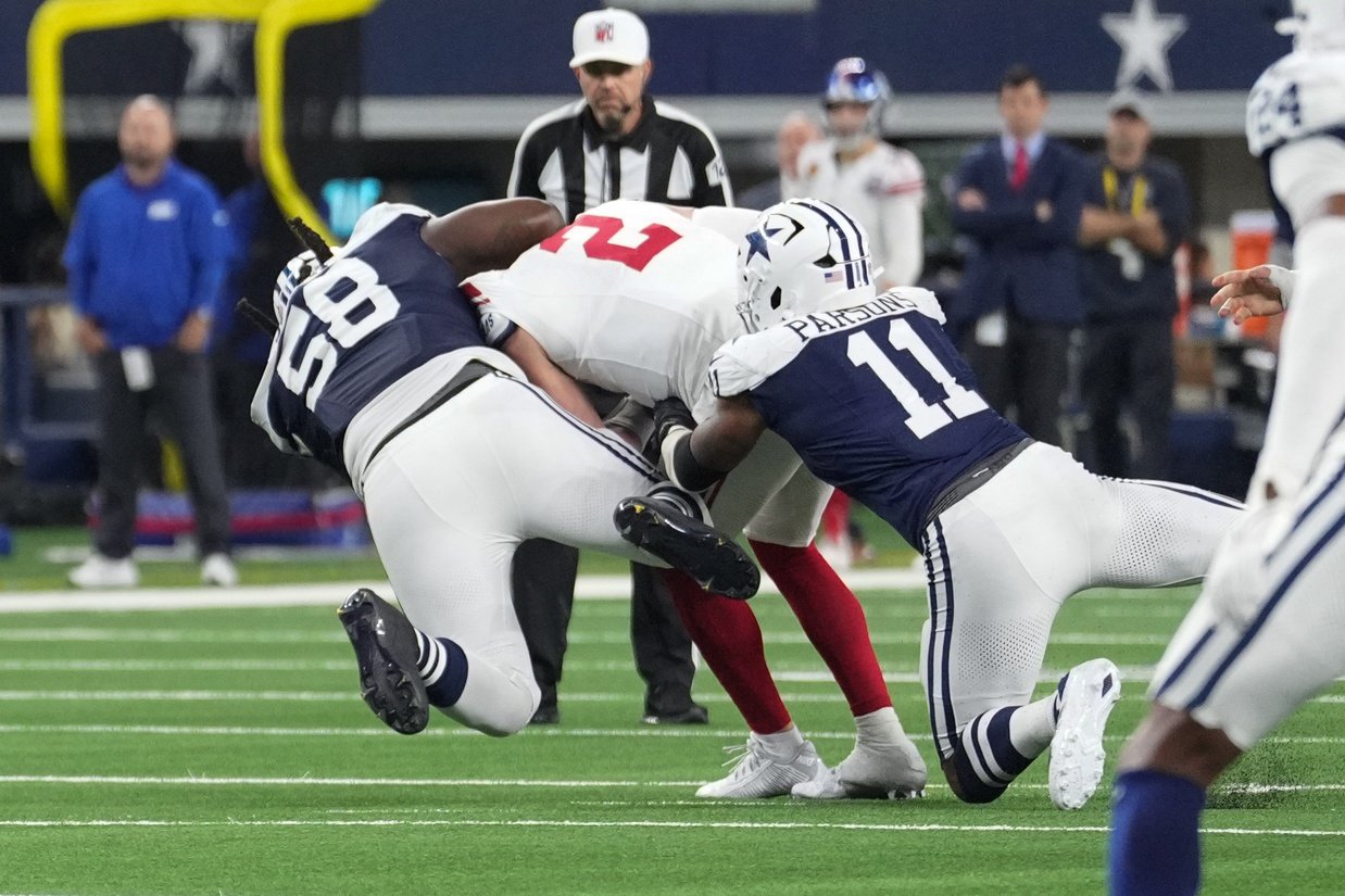 cowboys trade mazi smith