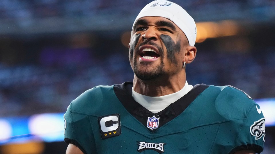 Jalen Hurts #1 of the Philadelphia Eagles yelling before a kickoff.