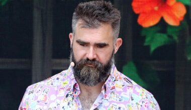 Jason Kelce left 'depressed' after dramatic weight loss as NFL legend tells brother Travis of post-retirement battle