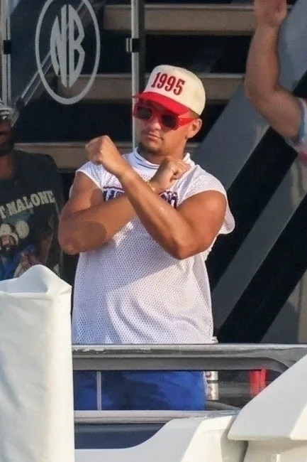 Patrick showed off his muscles. BACKGRID