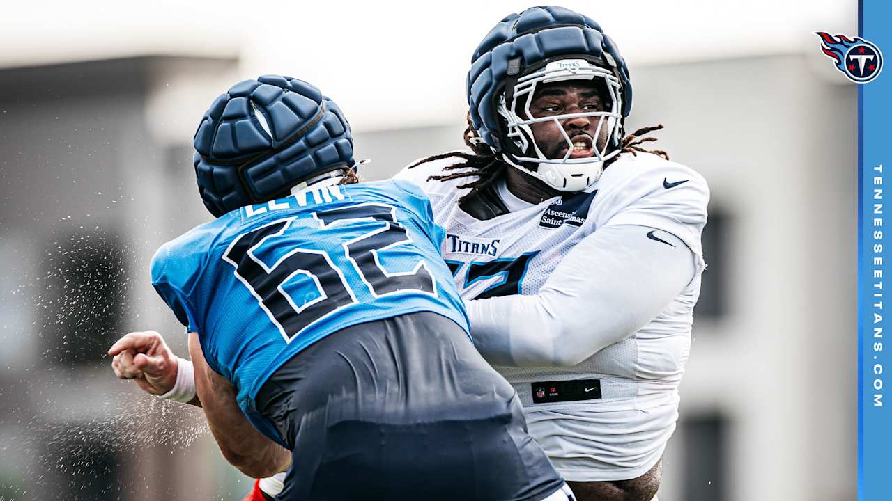 Observations From Tuesday's Titans Practice, When the Team Put on Full Pads for the First Time