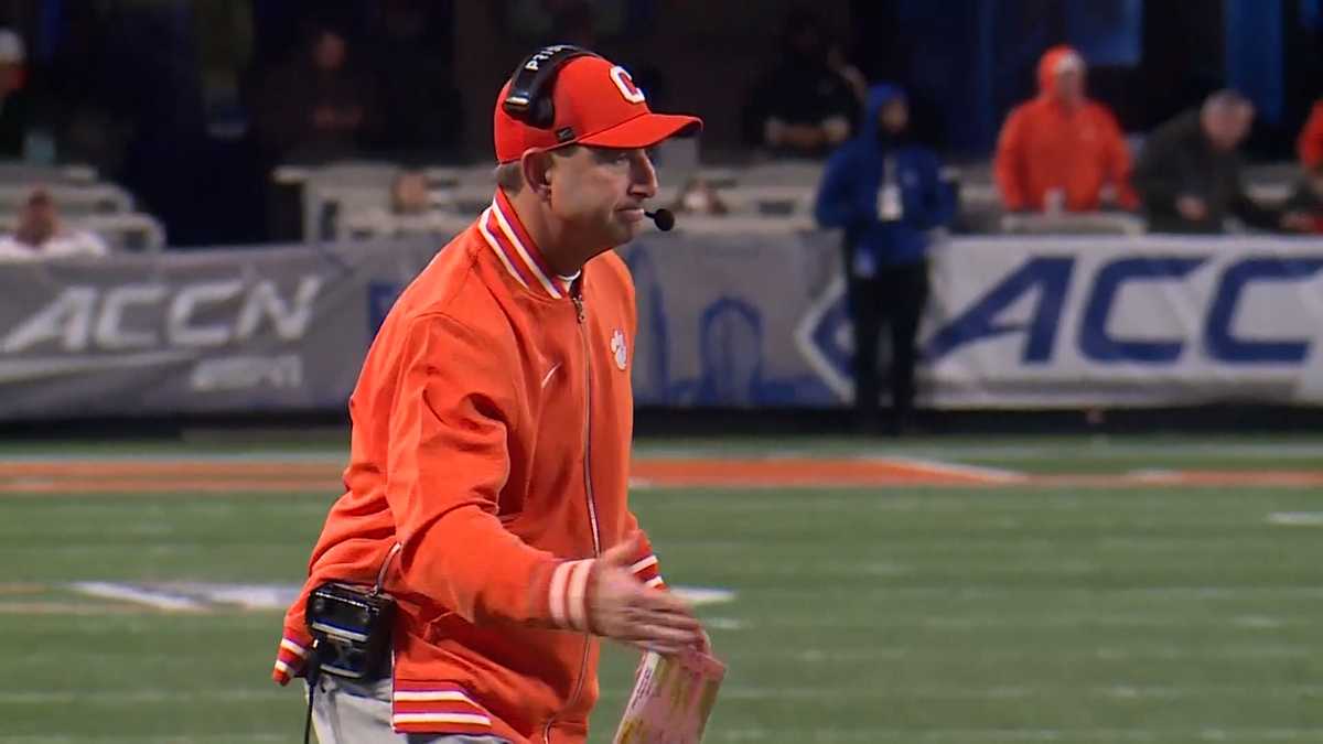 Dabo Swinney named to Dodd Trophy preseason watch list