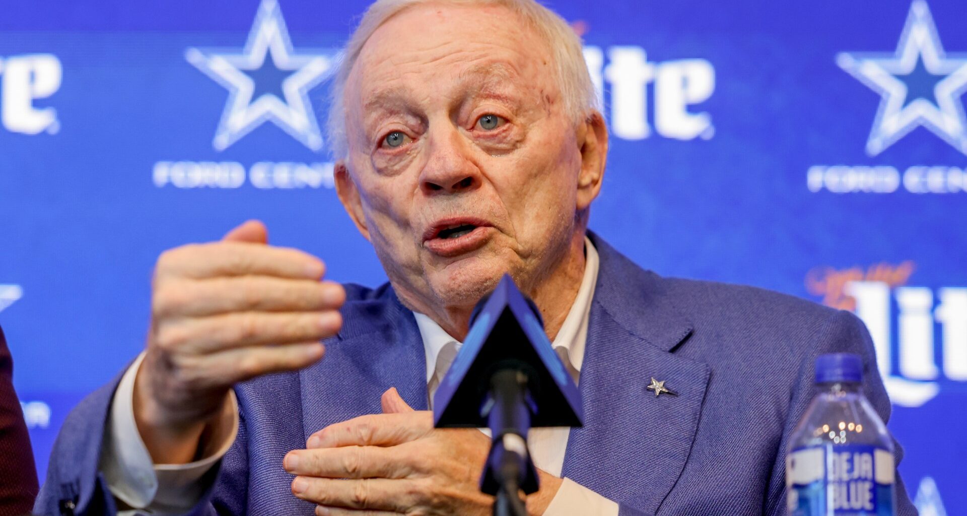 Jerry Jones tipped to hire college legend as new Dallas Cowboys head coach in shock decision