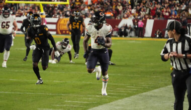 Should Ben Johnson, Bears the add another RB or roll with D'Andre Swift?