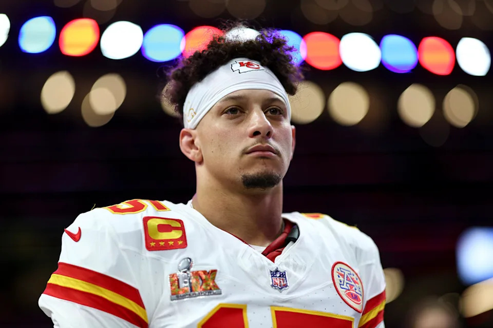 Patrick Mahomes #15 of the Kansas City Chiefs stands for the national anthem before Super Bowl LIX against the Philadelphia Eagles at Caesars Superdome.<p><a href="https://www.gettyimages.com/detail/2198088414" rel="nofollow noopener" target="_blank" data-ylk="slk:Kevin Sabitus&sol;Getty Images;elm:context_link;itc:0;sec:content-canvas" class="link ">Kevin Sabitus&sol;Getty Images</a></p>