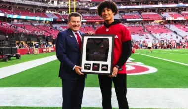 Devin Fitzgerald, son of former NFL star and High School Football America Academic All-American chooses Notre Dame