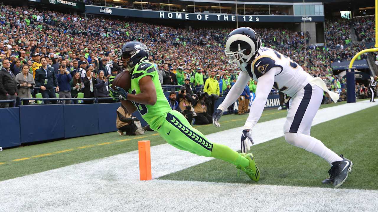 Top 12 Moments In The Seahawks vs. Rams Rivalry