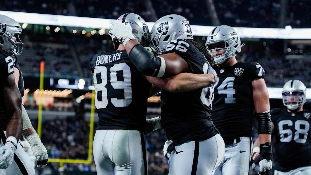 Raiders finish 2024 season with 'a group effort' against the Chargers