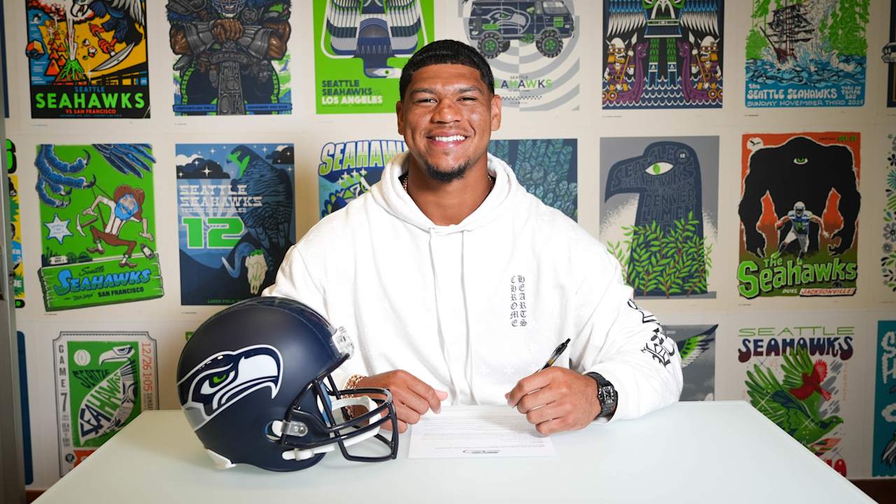 Seahawks Sign Second-Round Pick Elijah Arroyo