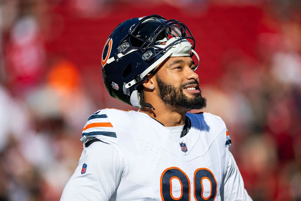 Dec 8, 2024; Santa Clara, California, USA; Chicago Bears defensive end Montez Sweat (98) warms up before the game against the San Francisco 49ers at Levi's Stadium. Mandatory Credit: Bob Kupbens-Imagn Images