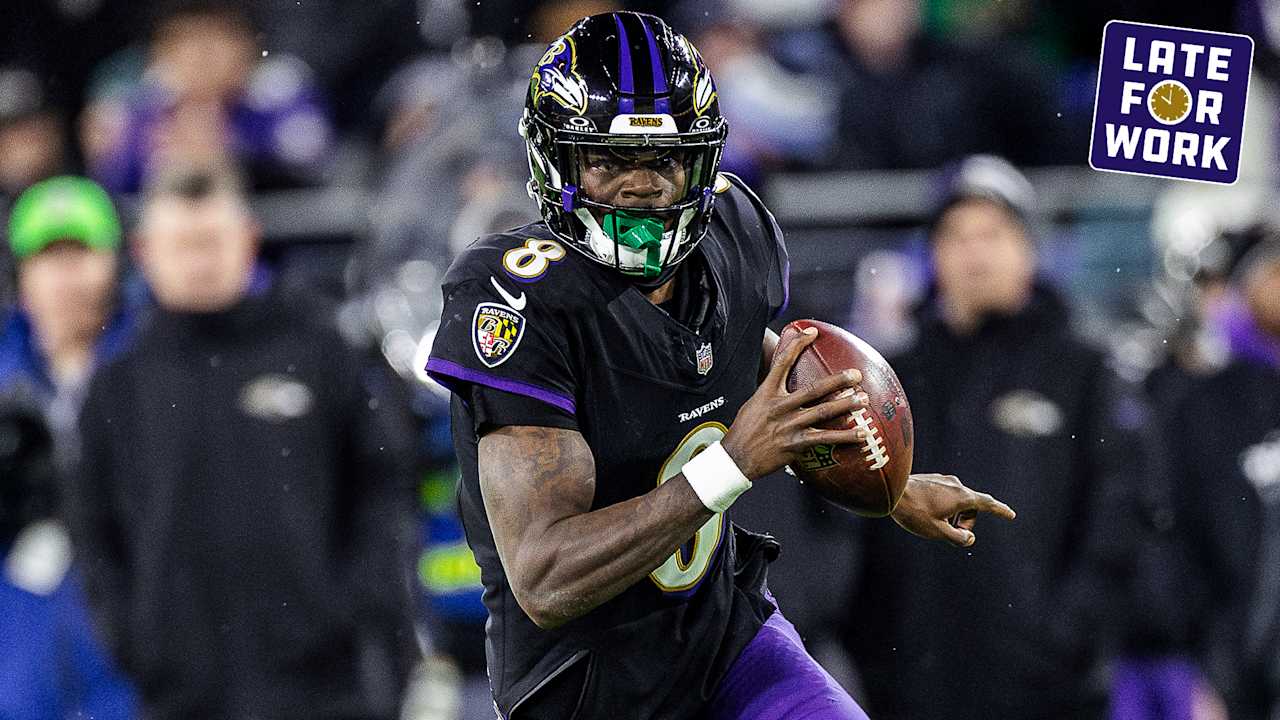 Lamar Jackson Ranked No. 4 By NFL Execs, Coaches, Scouts for 2025