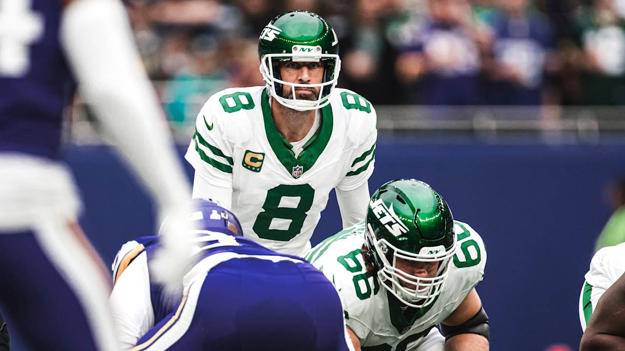 Aaron Rodgers INT Stats Overshadow Some Historic Passing in Jets' Loss in London