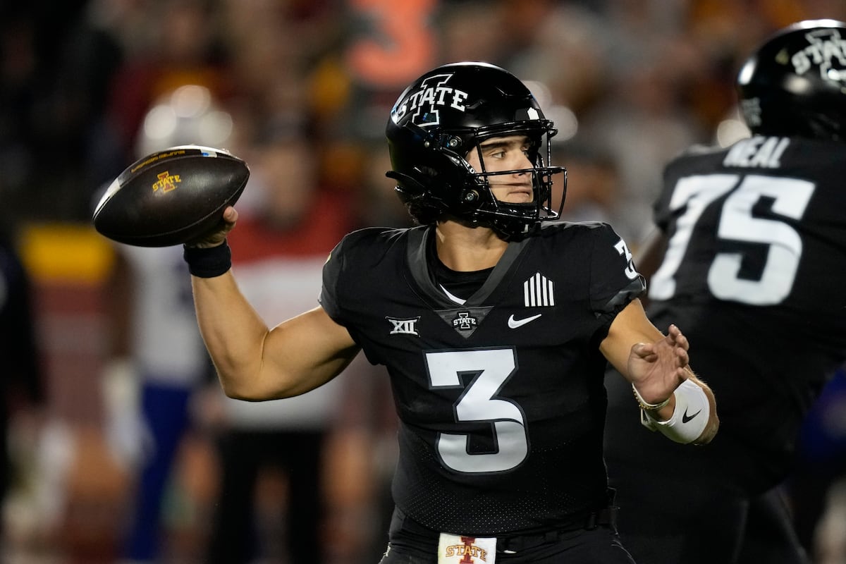 Big 12 football is stacked with star quarterbacks again. Here’s what to expect.