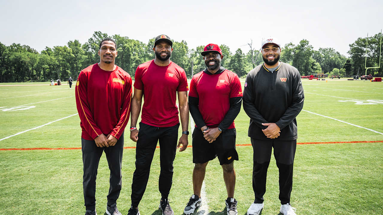 With unique backgrounds and hunger to learn, 2025 Bill Walsh fellows make most of time at Commanders OTAs