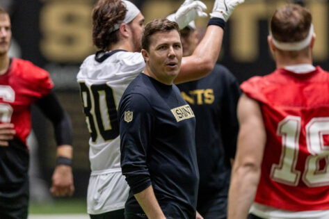 Kellen Moore Expects Saints Offense to Fail Amid Tyler Shough’s 3-Man QB Battle