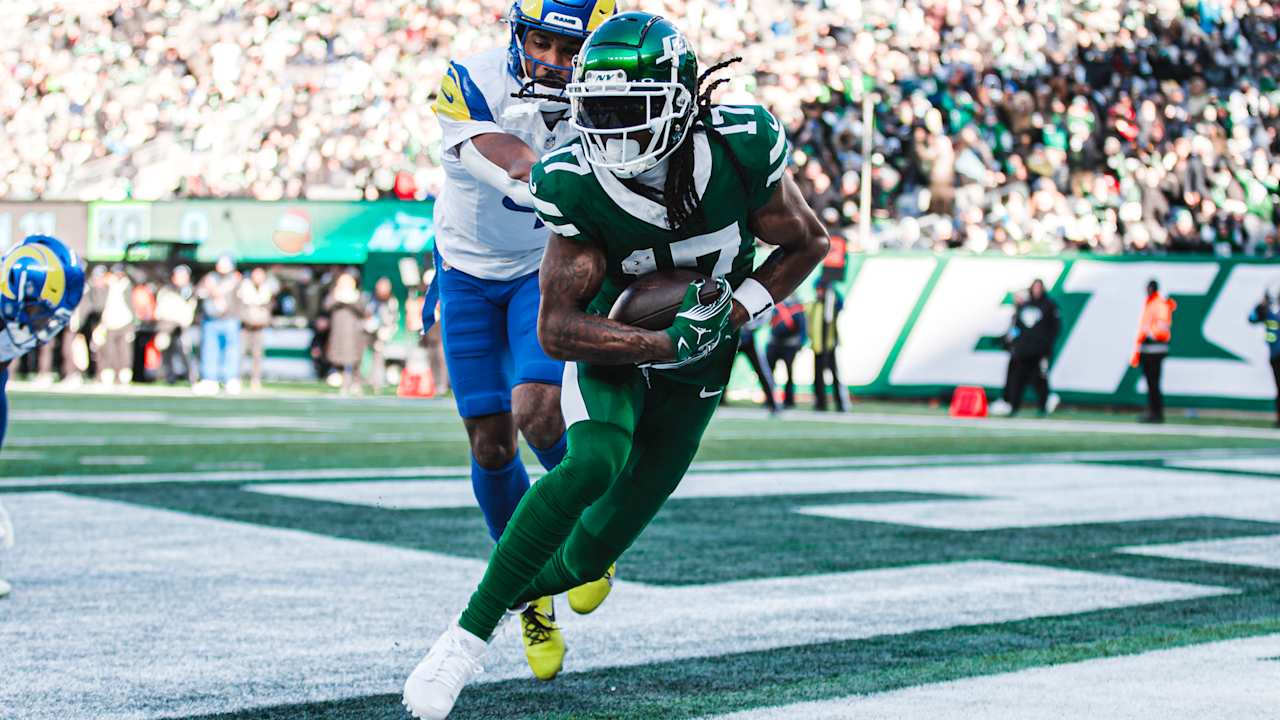 Davante Adams, Garrett Wilson in Search for Answers for Offensive Struggles vs. Rams