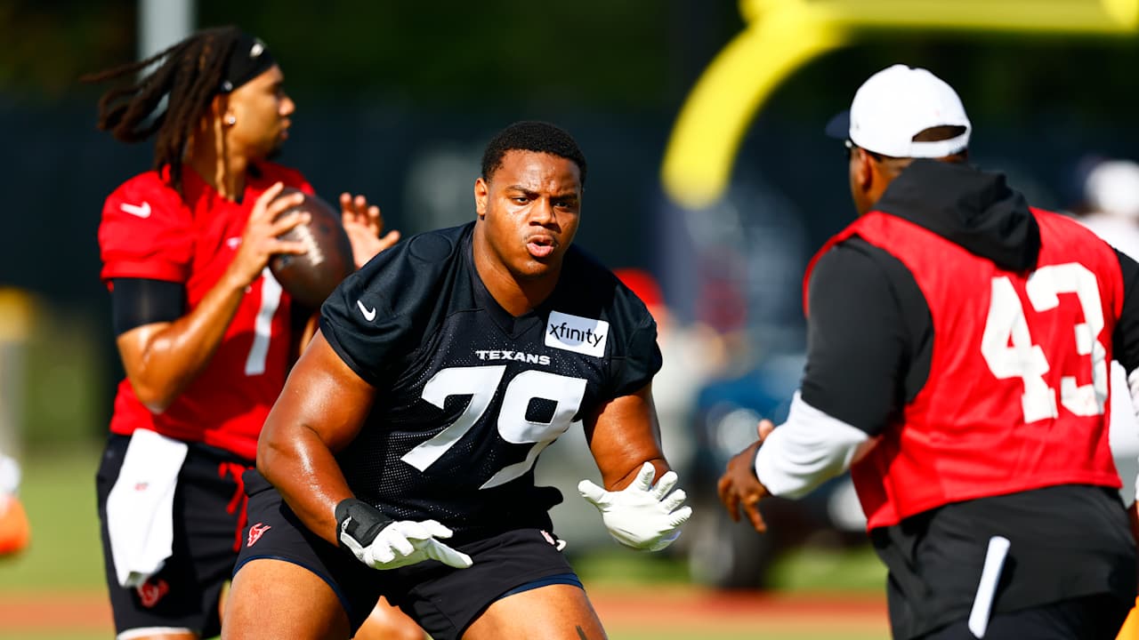 Harris Hits: Training Camp Day 2