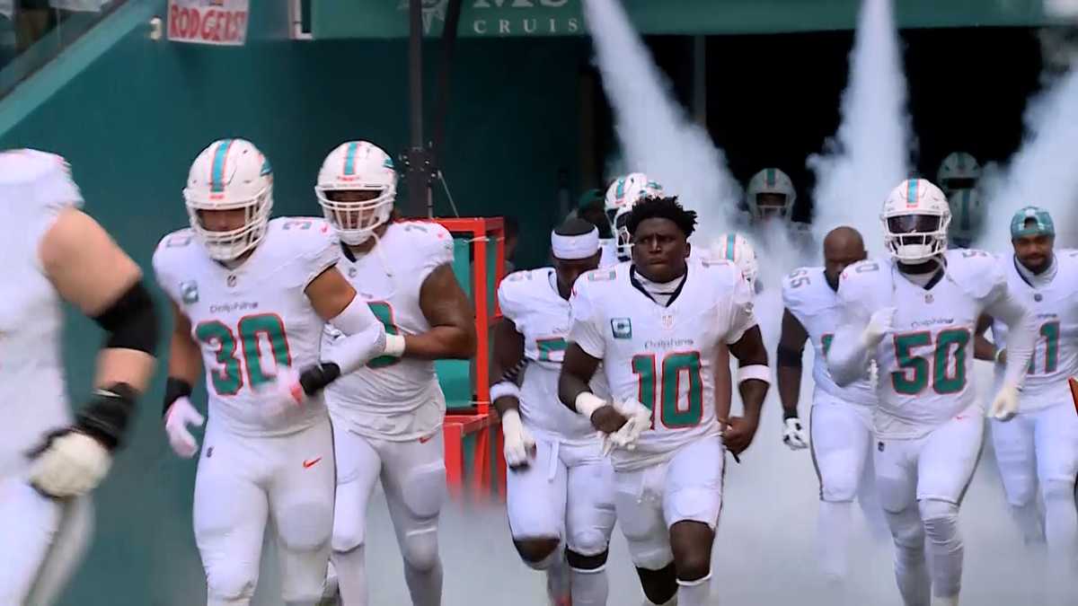 Dolphins enter training camp looking for a fresh start