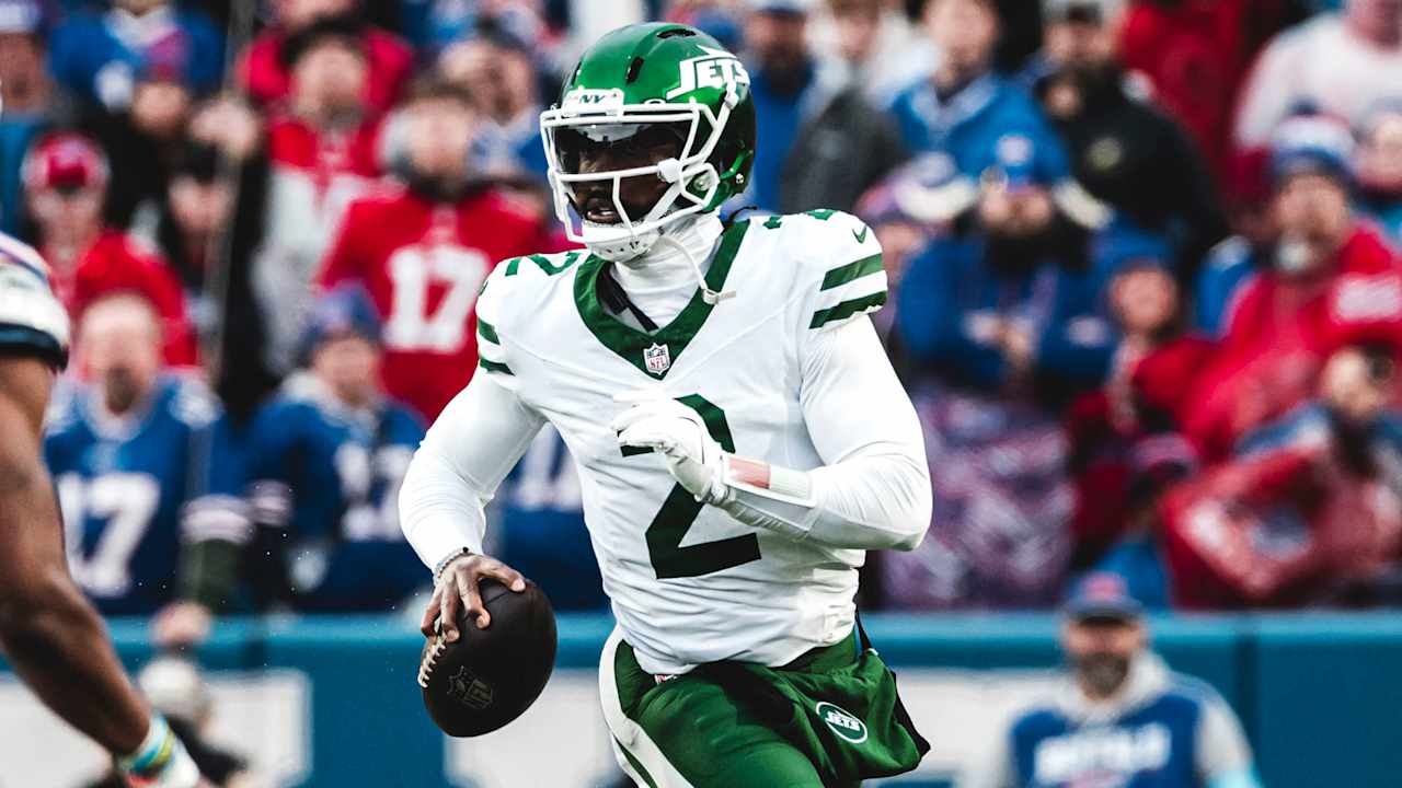 Tyrod Taylor Tossed 2 Touchdowns Late in Jets' Loss to Bills