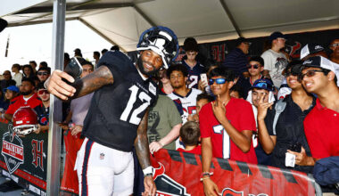 Texans Morning News | Training Camp kicks off, Ersery signs