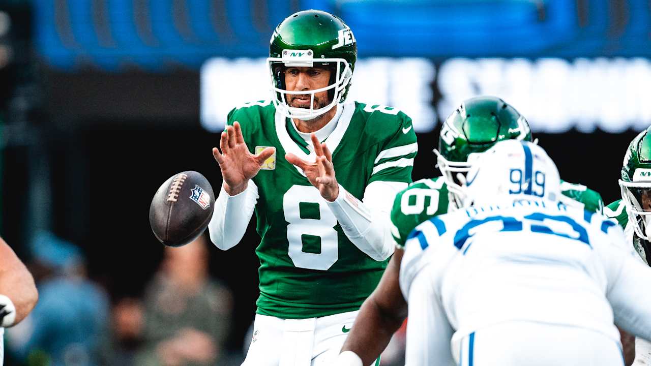 Aaron Rodgers Reacts to the One-Point Loss to the Colts