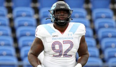 Arizona Cardinals Sign Arlington Renegades DT Kyon Barrs