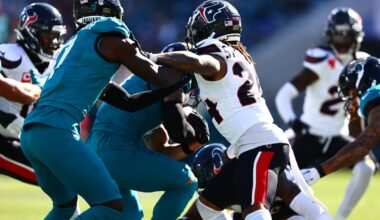 Texans hold off Jaguars on the road, 23-20