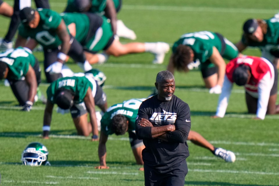 Aaron Glenn, New York Jets head coach, watches players during practice.