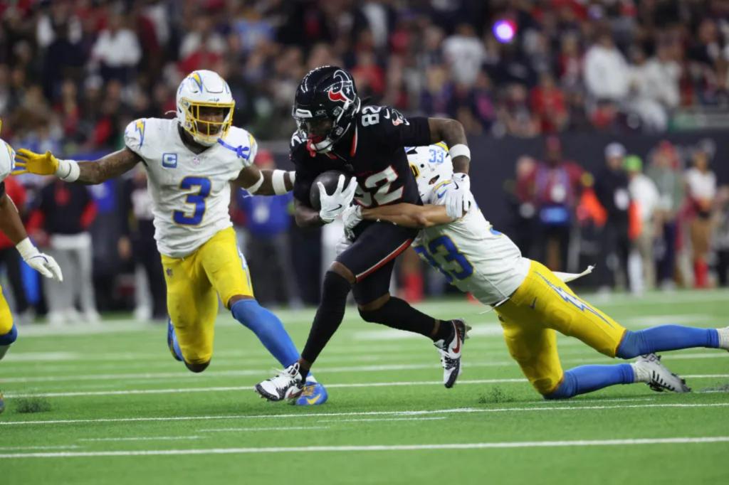 Diontae Johnson dumped by Texans after postgame outburst