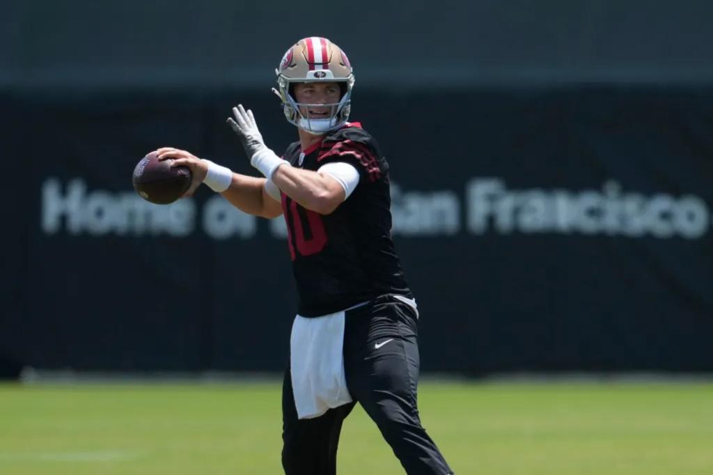 Mac Jones opens up on his mindset as 49ers backup