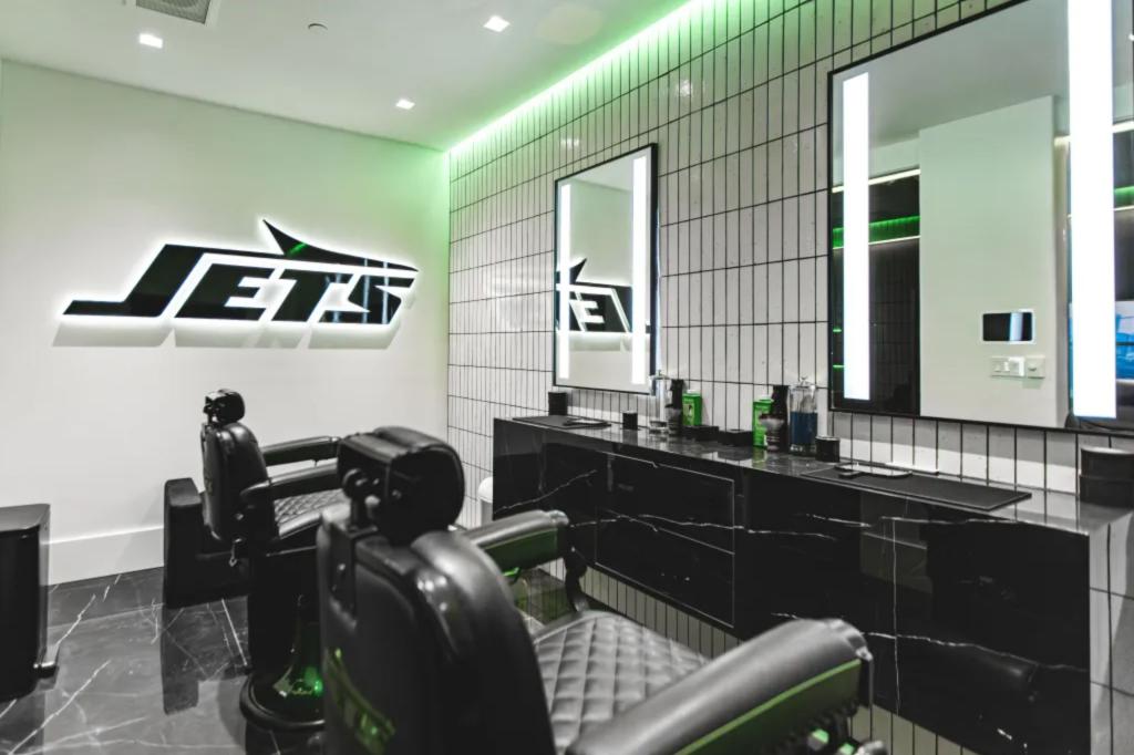 Quinnen Williams' review of Jets renovated locker room: 'It's super dope'