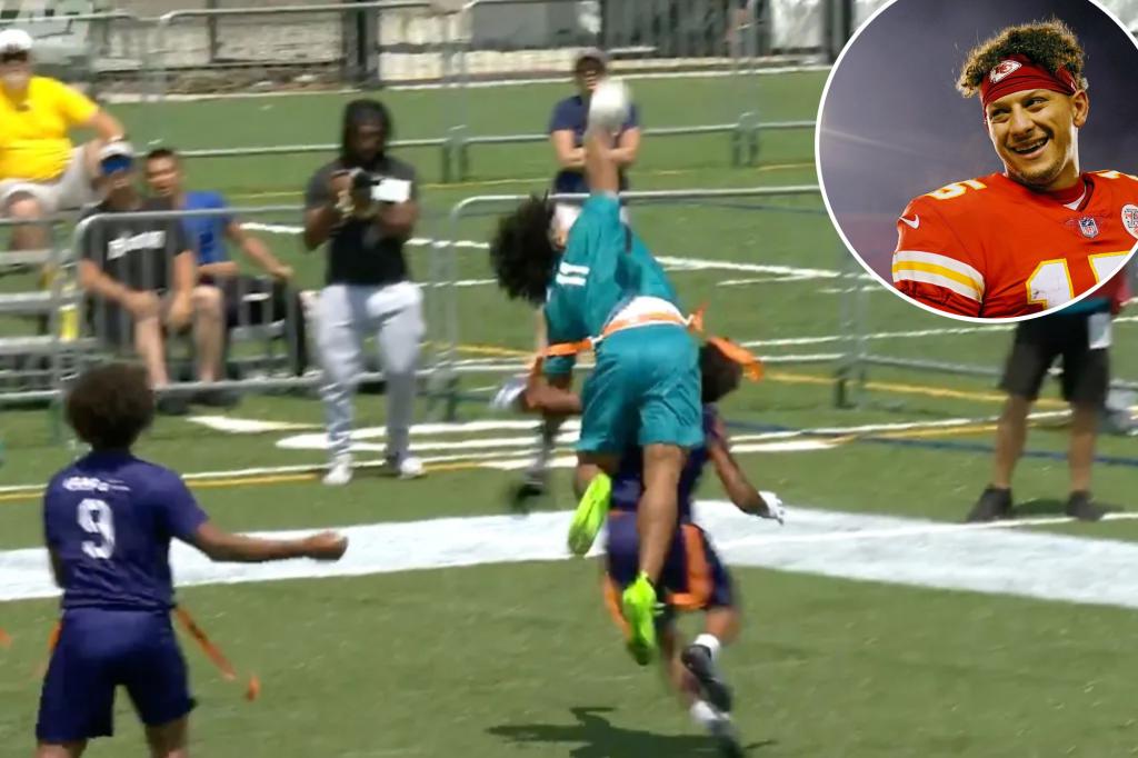 Patrick Mahomes couldn't believe this flag football catch