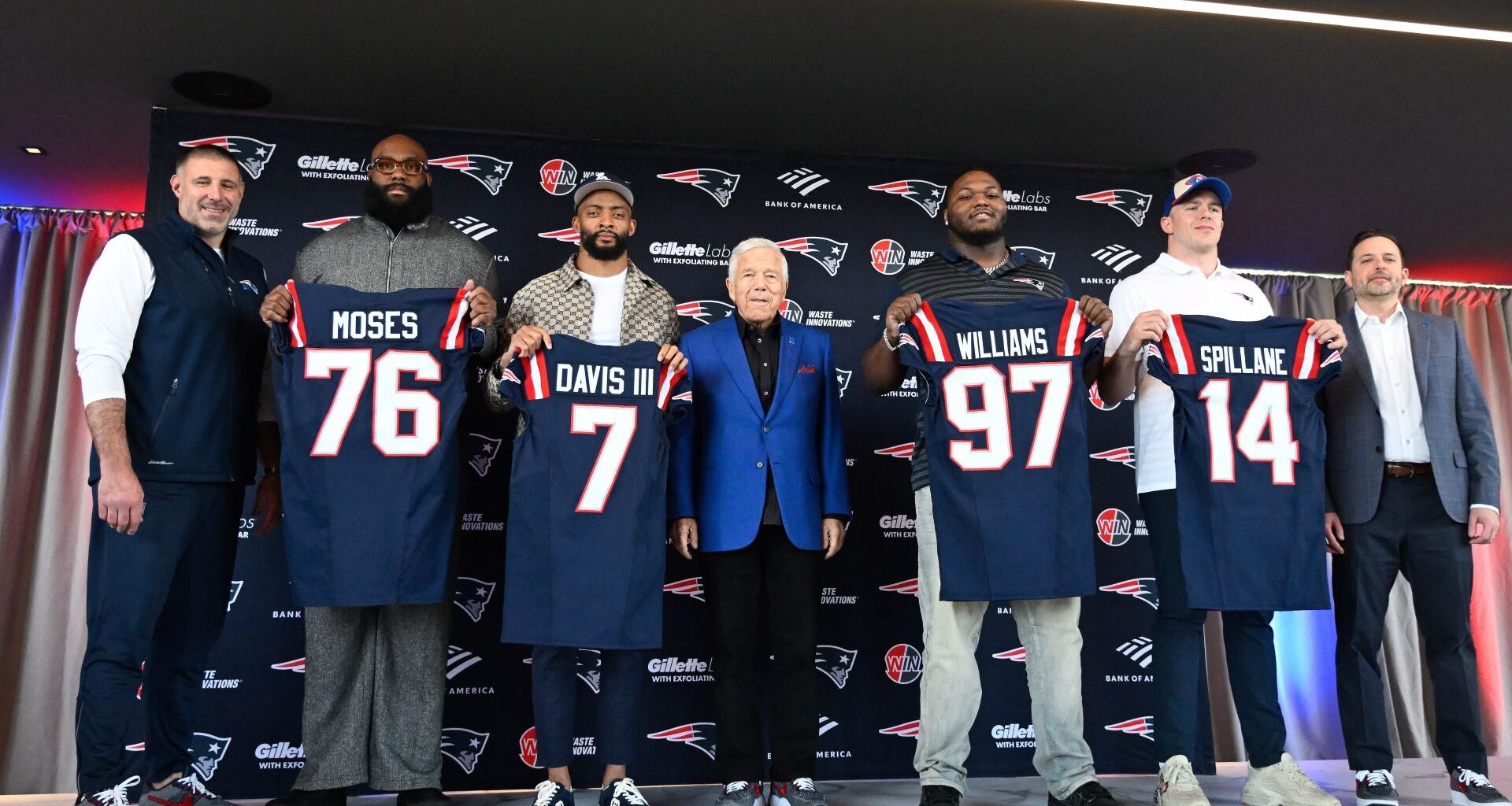 Patriots Newcomer Shines, Makes 'Life Difficult' For Drake Maye