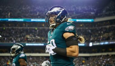 Philadelphia Eagles' Super Bowl champion fighting for life while battling 'extremely rare cancer'