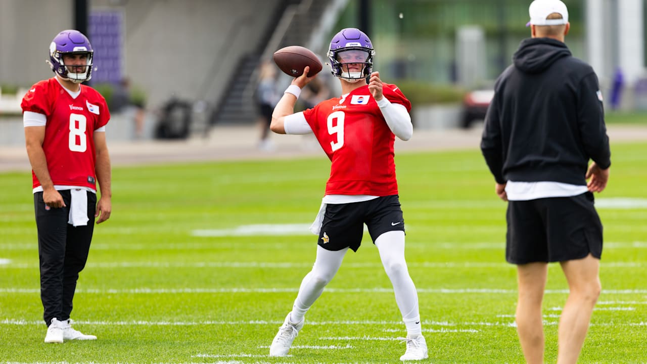 ESPN Evaluates 2 Hypothetical Scenarios for J.J. McCarthy