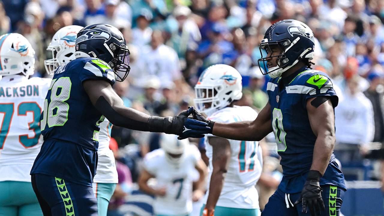 Seahawks Defense Plays ‘Lights Out’ In 24-3 Win Over Dolphins