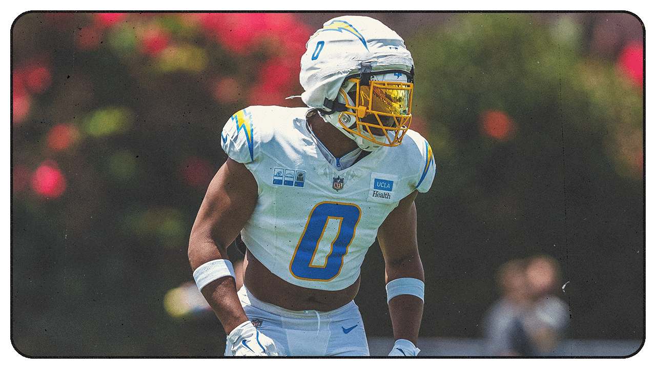 What Daiyan Henley Said About His Hot Start to Training Camp